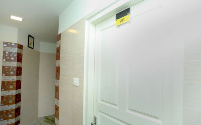 OYO 10278 Hotel Caprice Residency