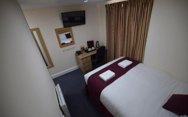 PremierLux Serviced Apartments
