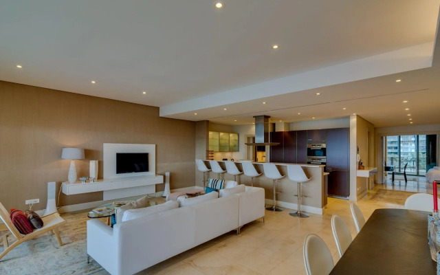 Mountain Marina Luxury Apartments