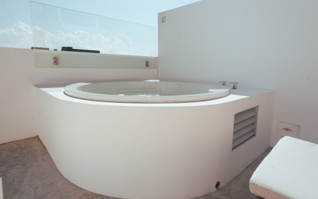 Antera Hotel & Residences