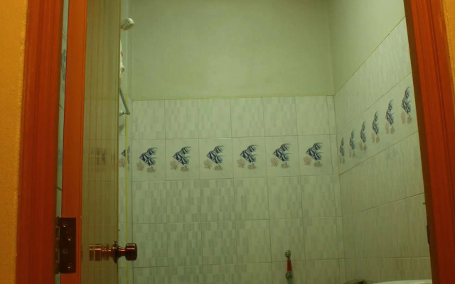 Phumthadarommanee Resort