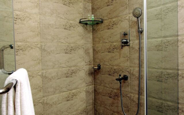 Chris Hotel Whitefield
