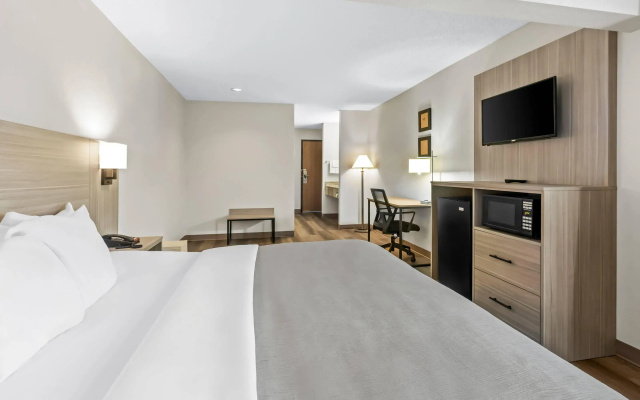 Quality Inn East Liverpool - Calcutta