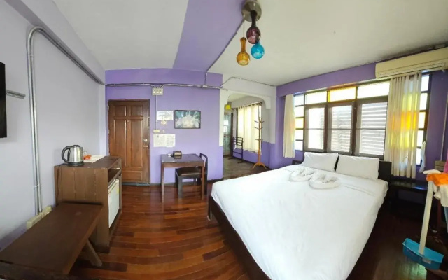Mi Casa Thaphae Chiang Mai