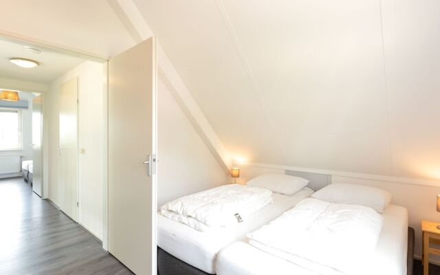 Holiday Home in Wissenkerke With Garden