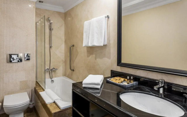 Prahova Plaza Hotel