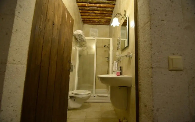 Valley Inn Cave Hotel