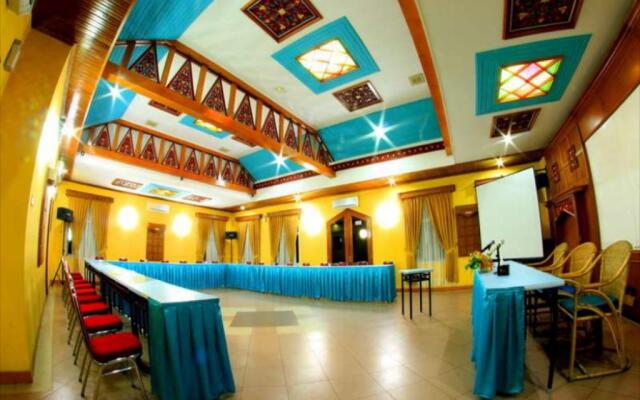 Kharisma Hotel