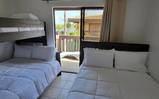 Tiki Condo 261