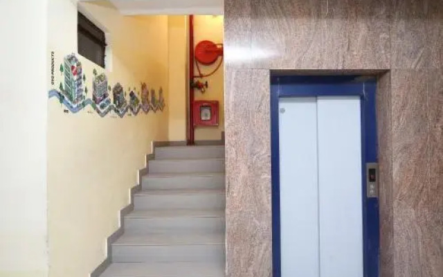 OYO 14823 Skyheights