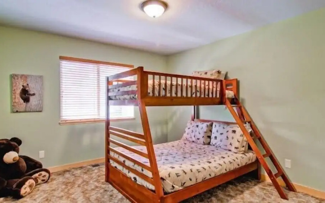 Scenic Wonders Sequoias 3 Bedrooms