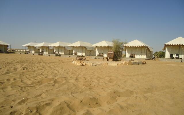 Seven Palms Luxury Camp
