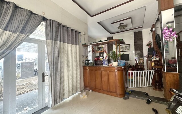 SPOT ON 1188 Motel Hoa Cam