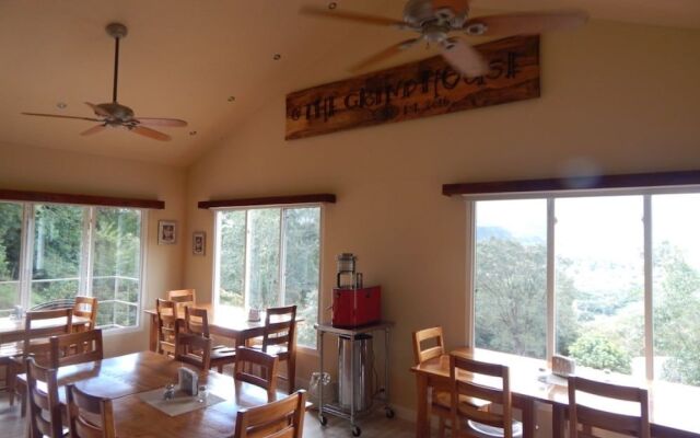 Coffee Estate Inn