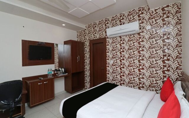 Capital O 28016 Hotel Big Dream