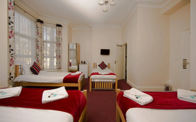 Saba Hotel