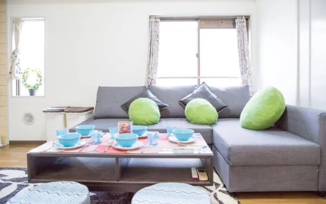 Modern Apartment near Hiroshima Station for 5 ppl – Guest Rooms – Hiroshima