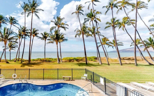 Hale Kai O Kihei by CRH