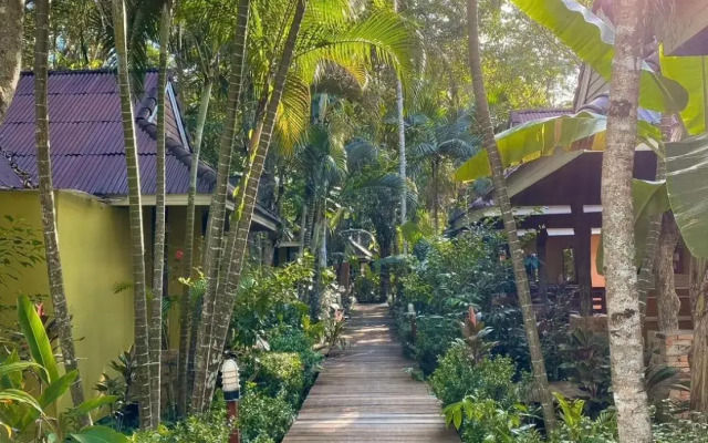 Sunda Resort