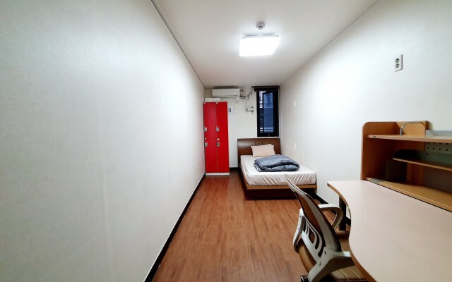 Kimchee Busan Downtown Guesthouse - Hostel