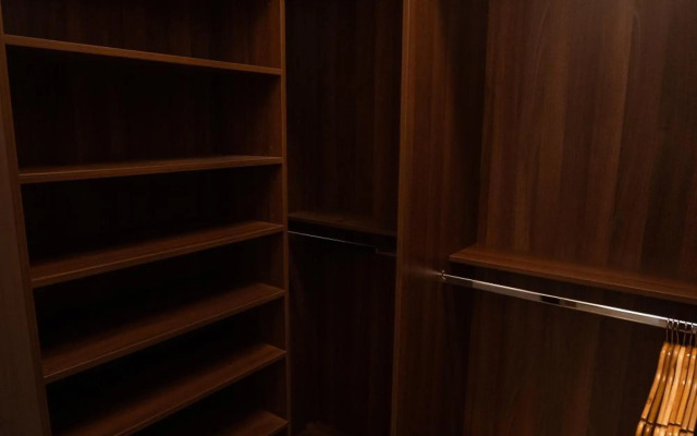 Black Field Apartment