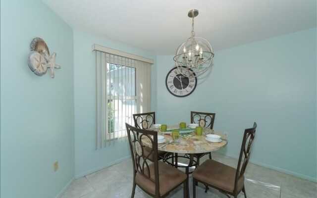 Beach N Lake - 3 Br Home