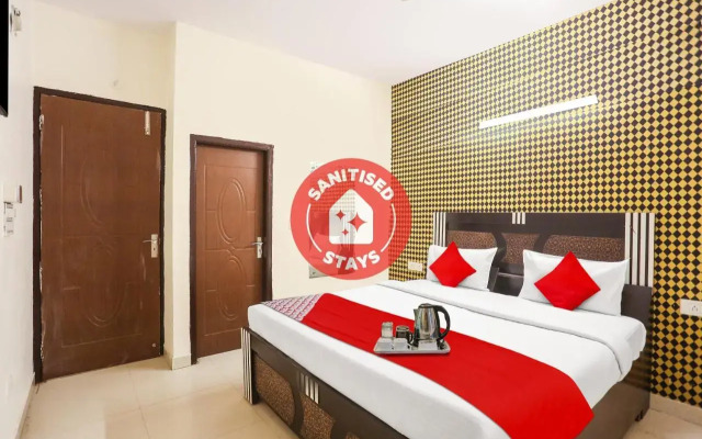 Oyo Flagship 702599 Hotel Amira Residency