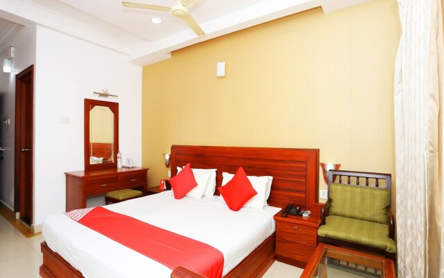 OYO 37085 Smart Residency