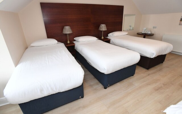Rooms at the Royal
