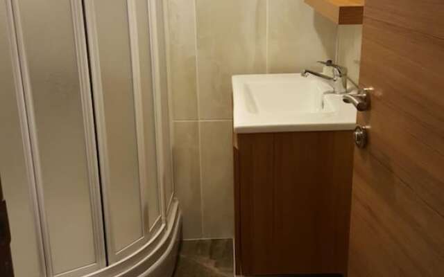Engin Hotel