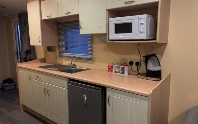 Serenity Place Caravan 2 Double Beds With Varanda