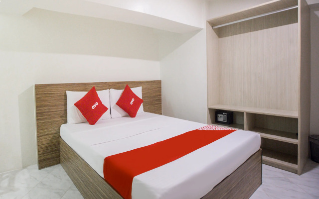 Circuit Hostel