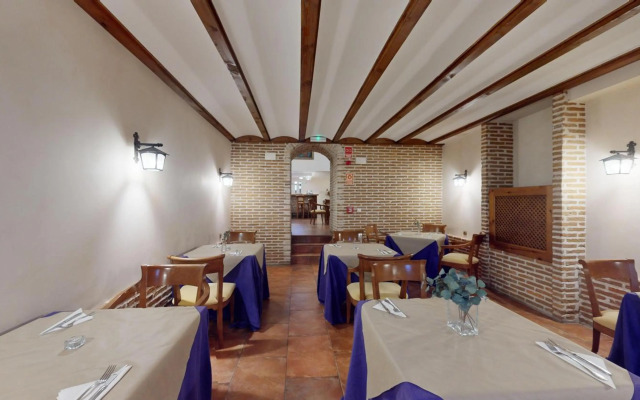 AZZ Peñafiel Las Claras Hotel & Spa
