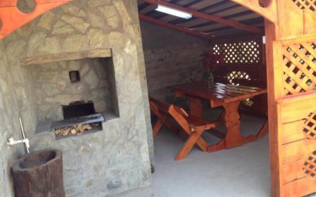 Pensiunea Lili Novaci