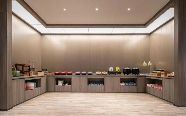 HanTing Hotel (Wuhan Hankou Railway Station)