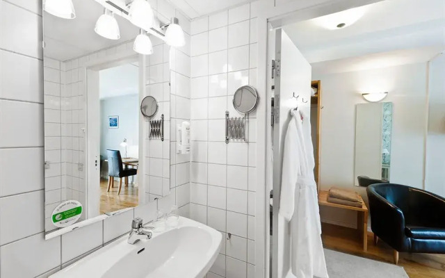 Villa Fridhem Hotell - Mat - Möten