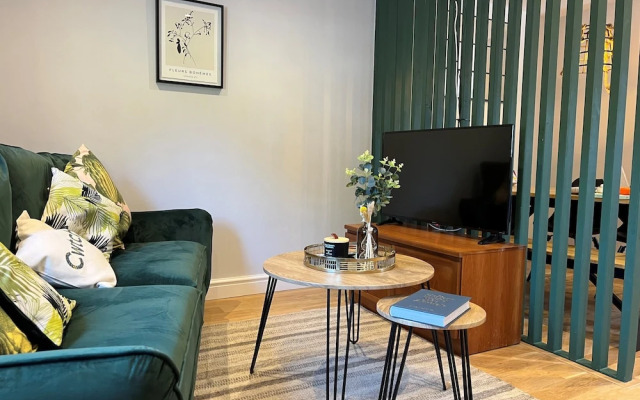 Luxury 2-bed Barn Conversion in Llansteffan