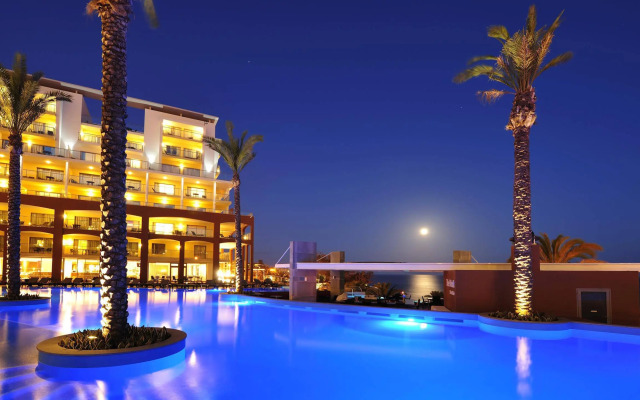 Pestana Promenade Ocean Resort Hotel