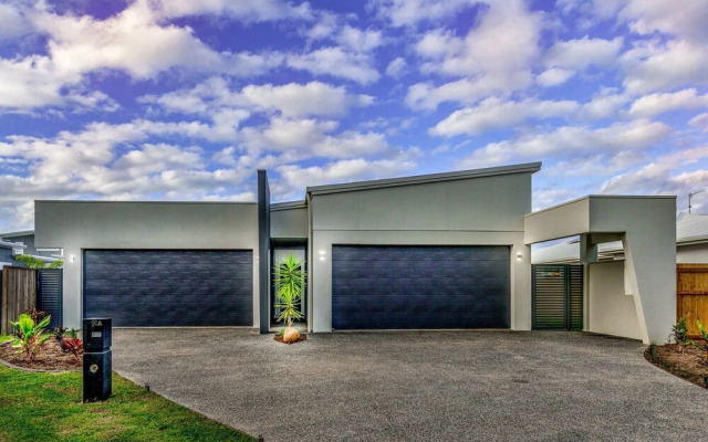 Blue Lagoon Villa A in Trinity Beach