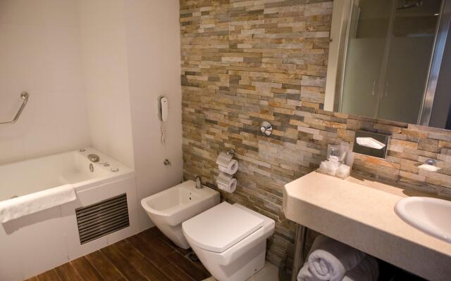 Holiday Inn Ezeiza Airport