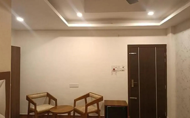 FabHotel Prime Royal Inn