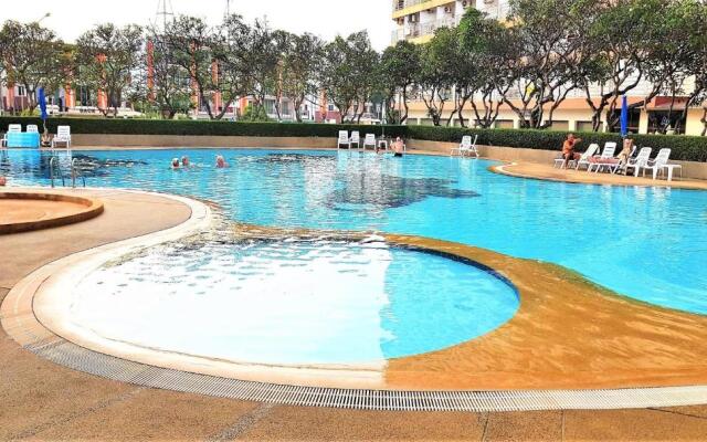Beach Condo Jomtien Pool View Large Modern 1 Bedroom Kitchen