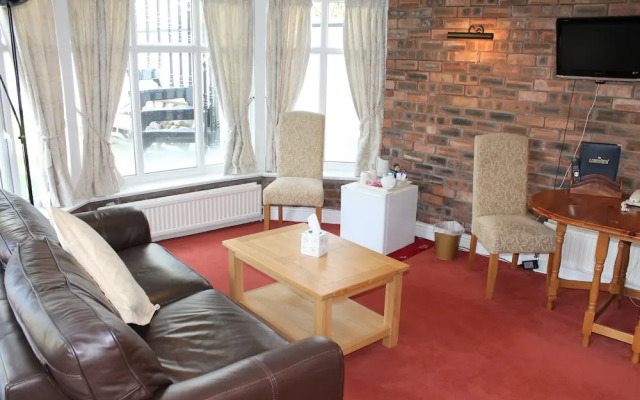 Longview Hotel