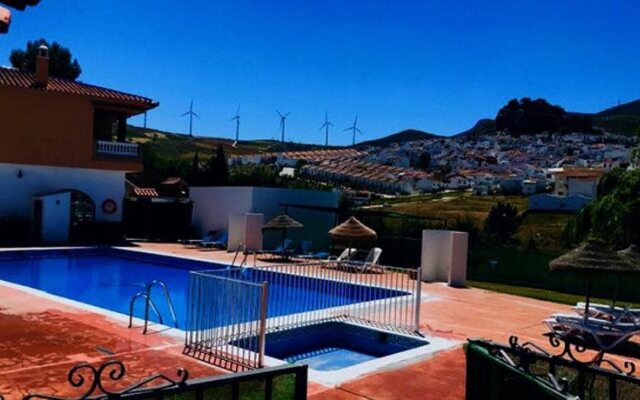 Hostal Restaurante El Cruce