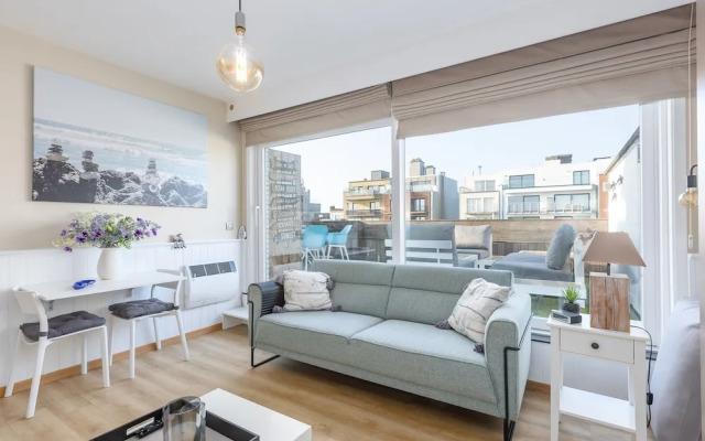 Penthouse Near Koksijde Beach