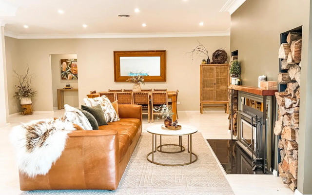 Hamilton House - Boutique Mountain Villas