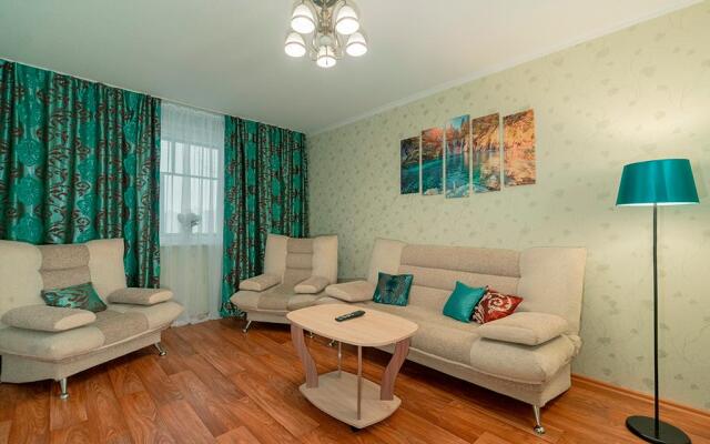 Пять звезд на Спортивная