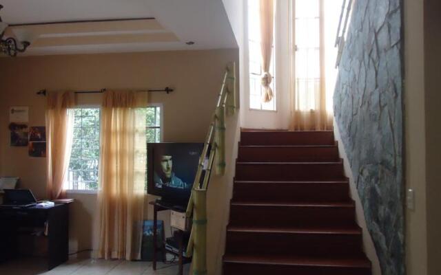 The Guaras Hostal - Hostel