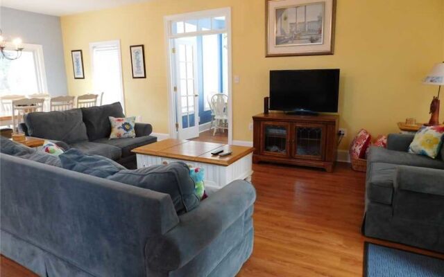 Sea What Happens 4 Br home by RedAwning