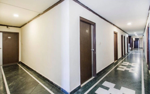 OYO Flagship 49255 Hotel New Simran Palace